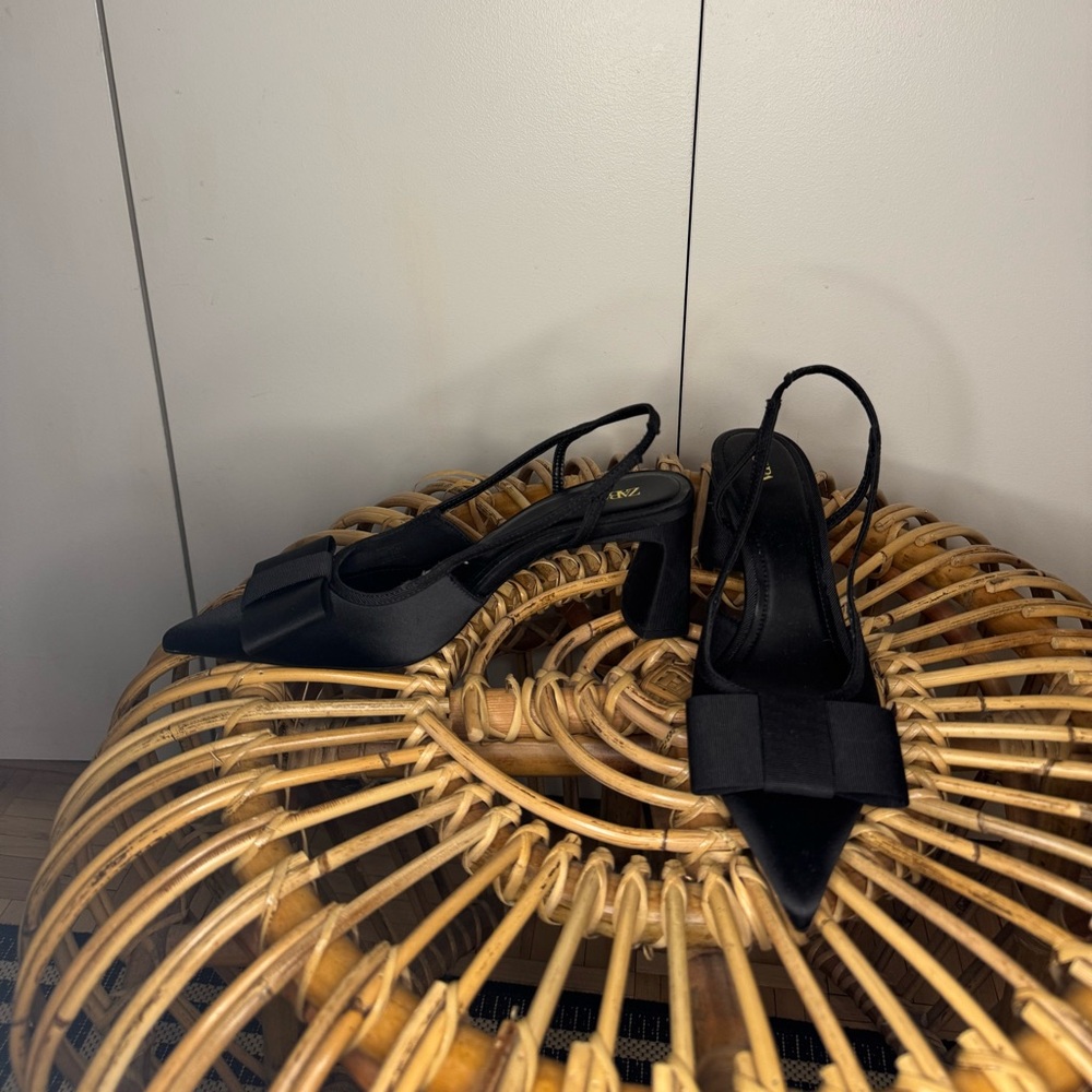 Zara Black Slingback Heels with Bow